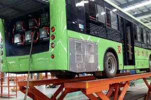 無錫汽車舉升機(jī)
